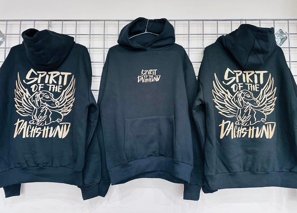Hoodies & Sweatshirts