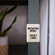 Breaking News | Ceramic Magnet: Cream