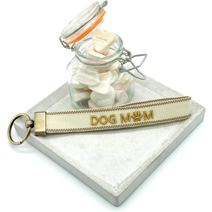 DOG MOM Woven embroidered keychain keychain