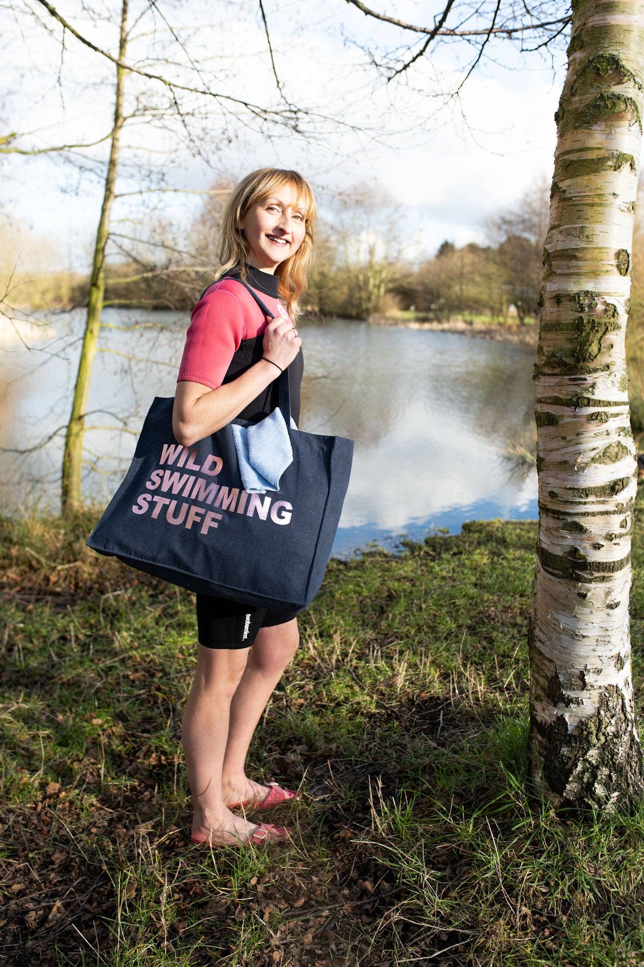 DENIM TOTE BAG WITH ROSE GOLD PRINT: MUM STUFF