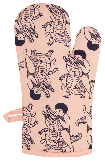 Scares Your Family Oven Mitt - NEW!
