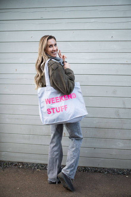 GREY TOTE BAG WITH NEON PINK PRINT: MUM STUFF