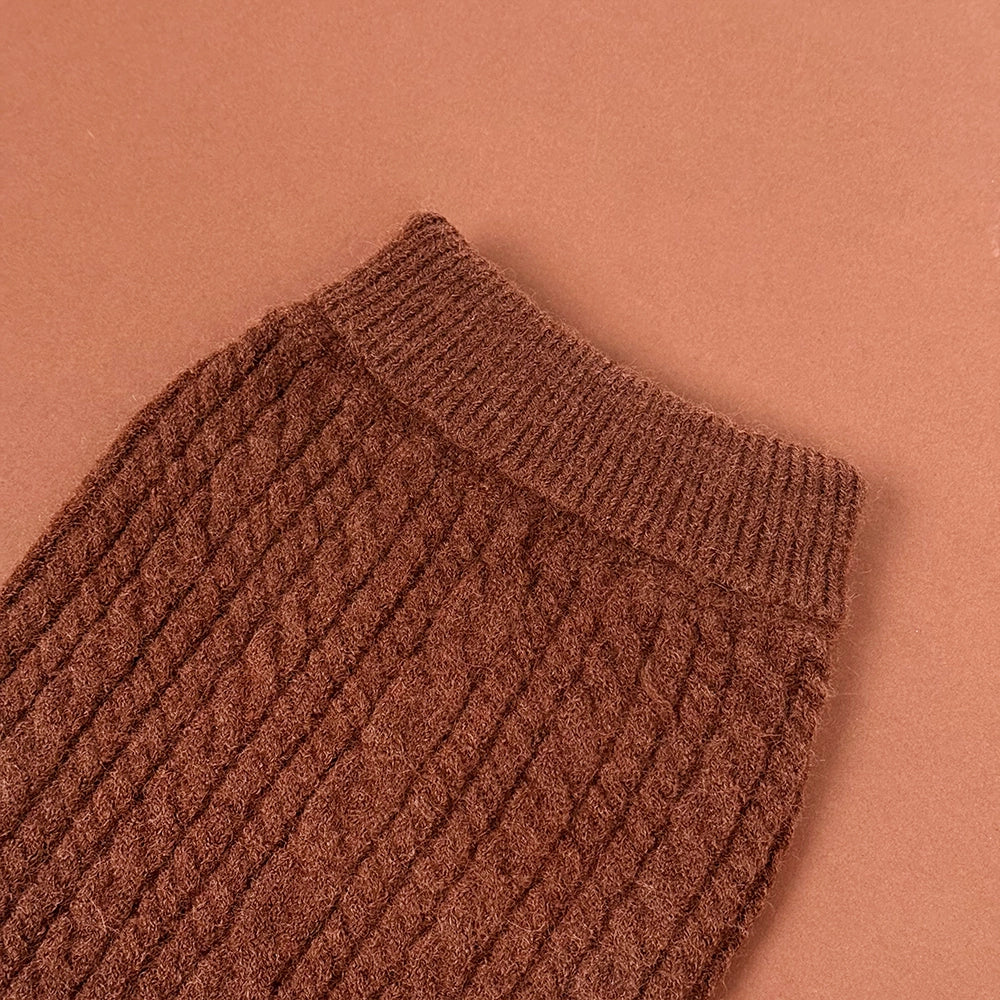 Cable Knit Jumper - Hot Coco