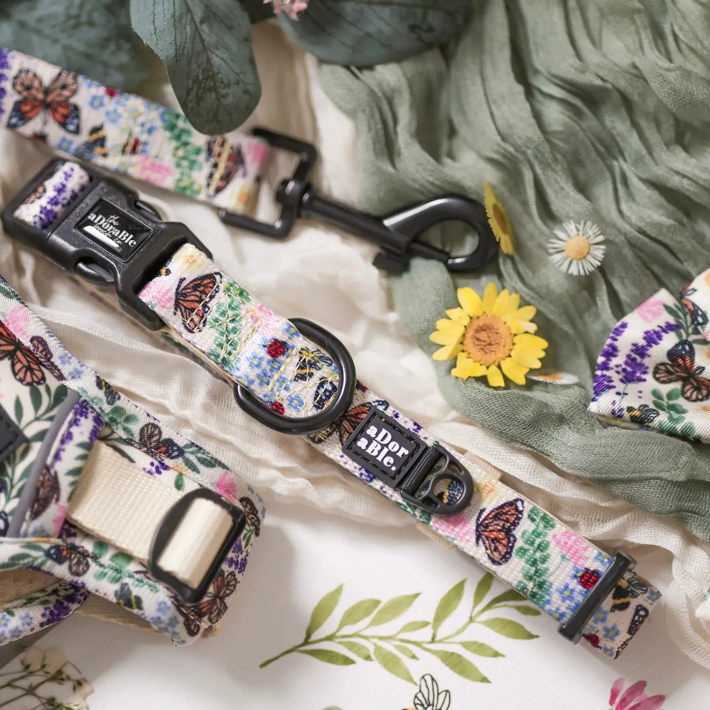 Dog Collar - Bumbles & Butterflies