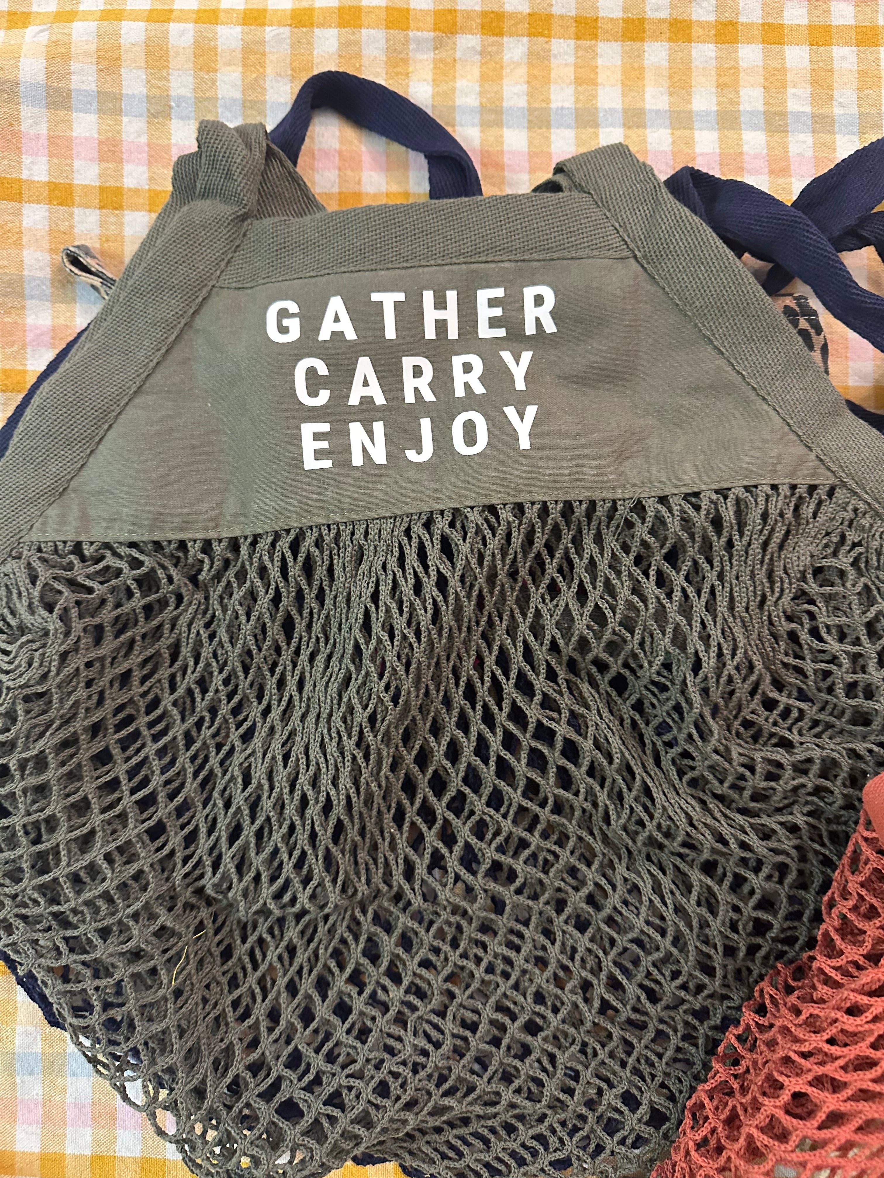 Mesh Grocery Shopper: Cream- dark green out for provisions / Regular